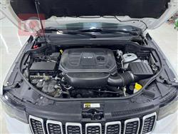 جیپ گراند شیرۆکی